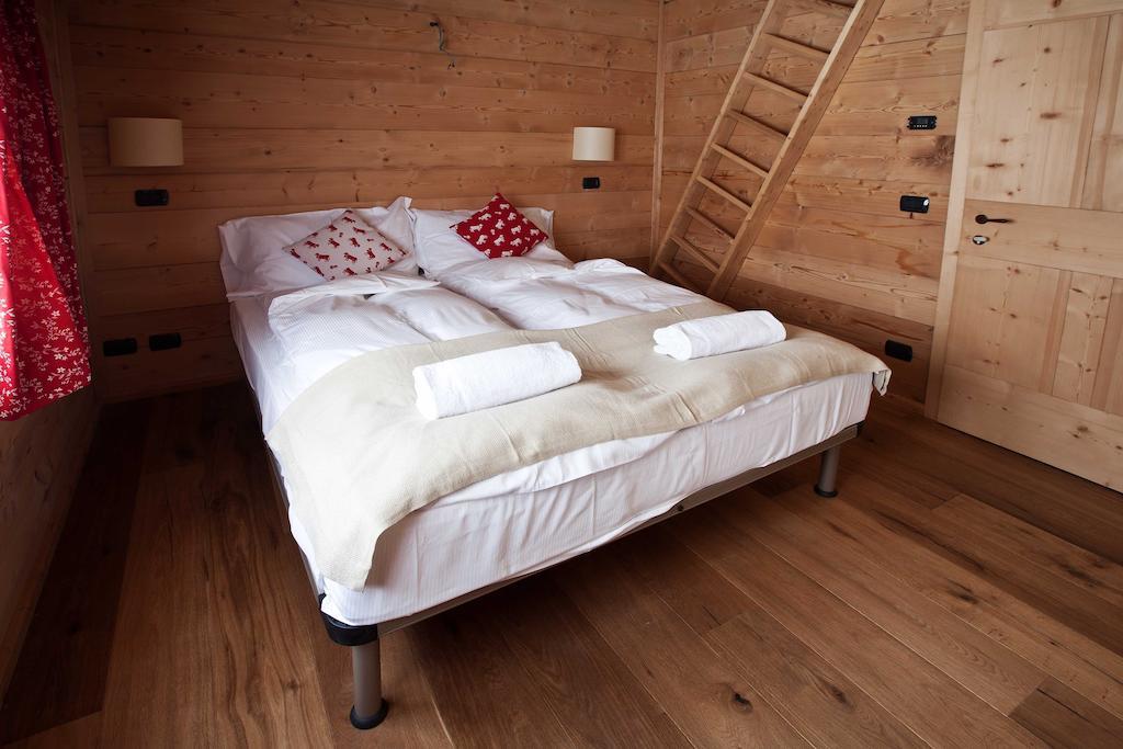 B&B La Locanda Macugnaga Oda fotoğraf