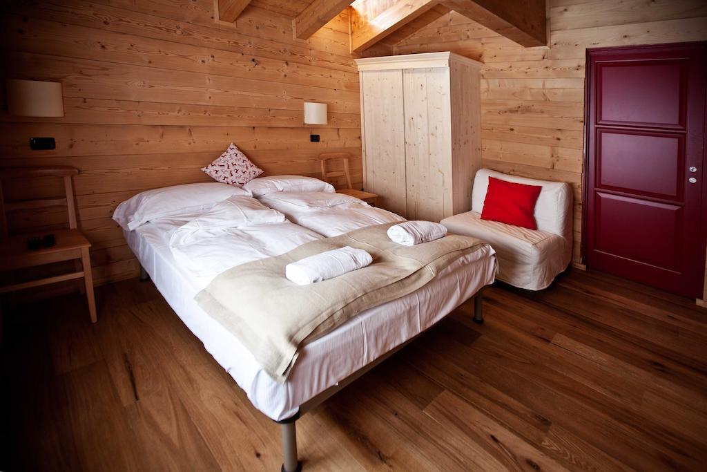 B&B La Locanda Macugnaga Oda fotoğraf
