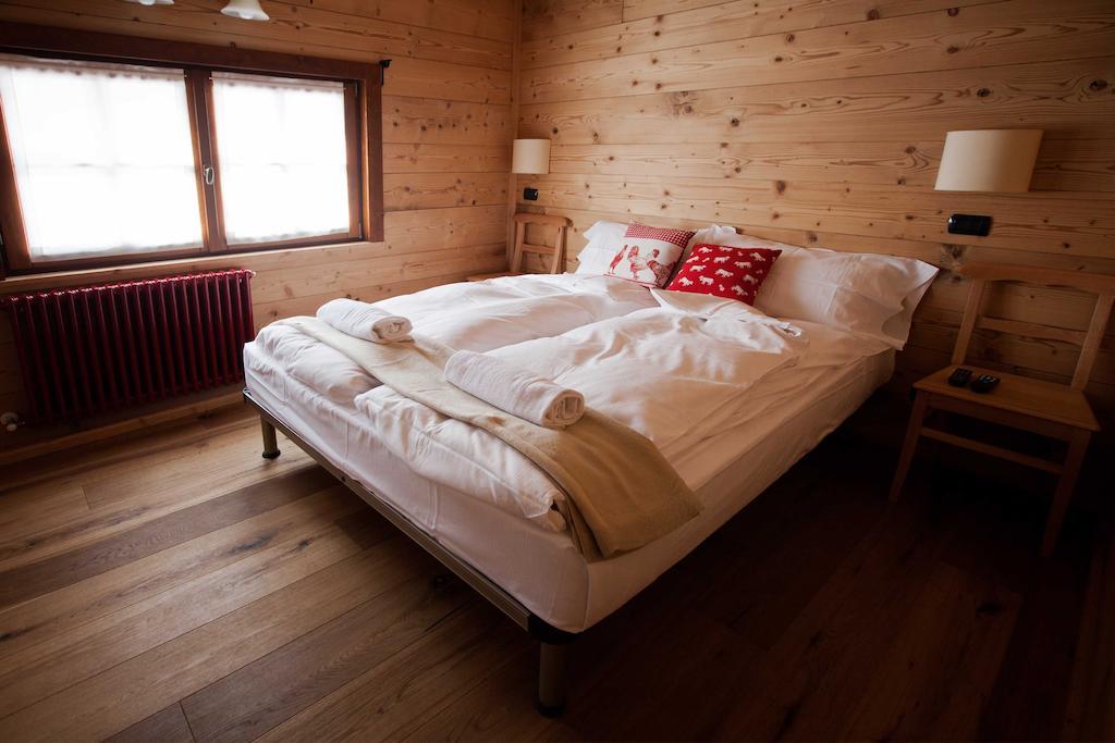 B&B La Locanda Macugnaga Oda fotoğraf